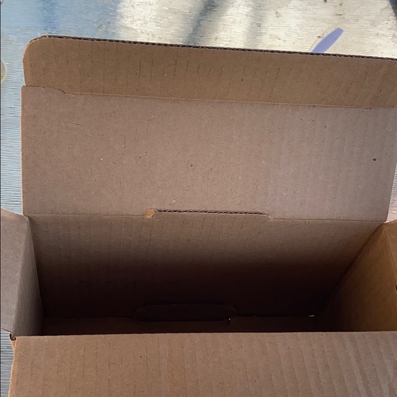 $1 Per Box - Picture 4 of 4